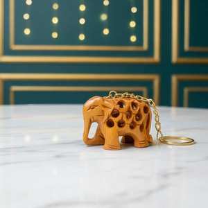 Porte-clés miniature éléphant en bois écologique moderne décoratif, design animal créatif avec étui cadeau à bas prix - Product Image 1