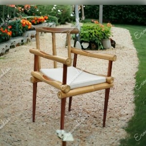 Silla de Patio Apilable de Bambú y Madera Sólida de Diseño Moderno y Lujoso para Uso en Jardín, Patio o Terraza de Villa - Product Image 3