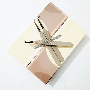 Pinza de Extensión de Pestañas de Alta Calidad con Punta de Plasma Negra de 90 Grados, Recubrimiento en Polvo Latte, Logotipo Personalizado, Instrumento de Belleza - Product Image 1