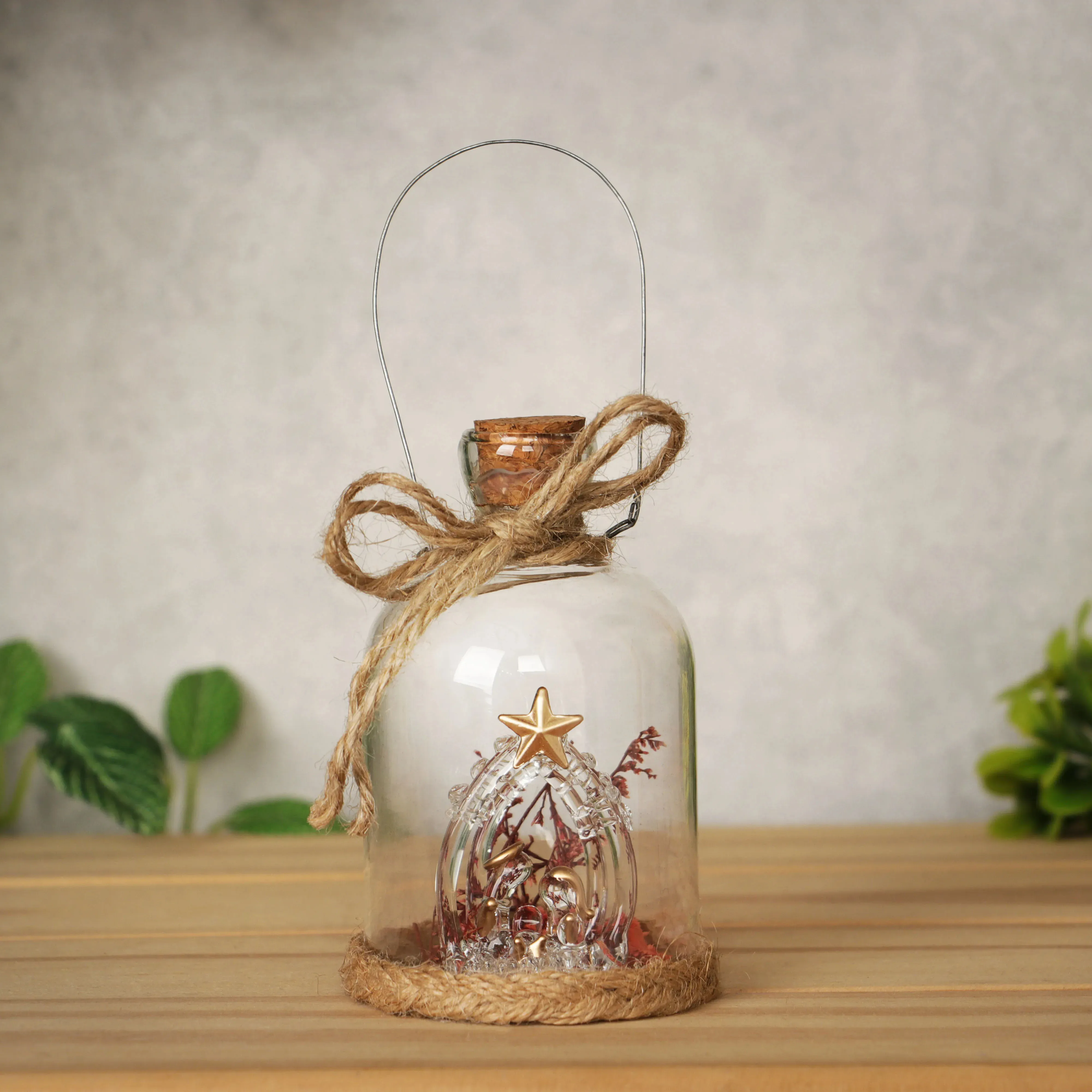 Graceful Miniature: Handcrafted Glass Angel -The Perfect Single Small Gift for Any Special Occasion