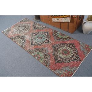 2.7x6.6 ft Vintage Turkish Rug, Accent Rug, <b>Red</b> <b>Wool</b> Rug - Product Image 3