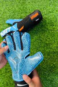 Guantes de Portero de Cuero Premium Personalizables Ajuste Personalizado Venta Al por Mayor Fútbol Agarre de Látex Cuero Cómodo - Product Image 3