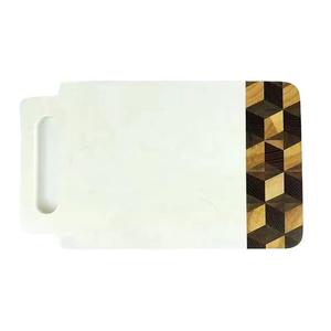 Tabla de cortar para el hogar de resina y mármol de nuevo diseño único con utensilios de cocina, tabla de cortar de queso y frutas personalizadas - Product Image 1