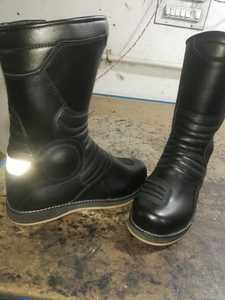 La mejor venta de zapatos Chopper de cuero genuino de calidad superior Classic Street Winter Moto Boots con cierre de cremallera para uso en pista de carretera - Product Image 3