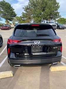 Infiniti QX50 Luxe 2022 d'occasion, propre - Product Image 6