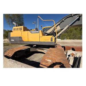 Excavadora Volvo EC3800 en venta, en excelentes condiciones, totalmente revisada, con pocas horas de uso, máquina confiable y eficiente para proyectos de movimiento de tierras. - Product Image 2