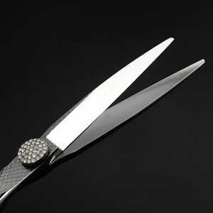 Juego de tijeras de adelgazamiento de peluquero profesional de 6 pulgadas al por mayor Punta de hoja afilada de acero inoxidable 440c para uso en salón - Product Image 3