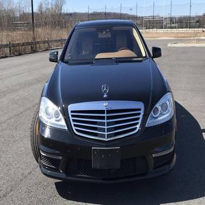 MERCEDES-BENZ S63 AMG d'occasion 2010, conduite à gauche/droite - Product Image 1