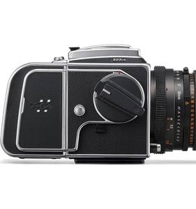 กล้องดิจิตอลมิเรอร์เลสขนาดกลาง 100MP รุ่นใหม่ ดีไซน์ถอดประกอบได้ - Product Image 2