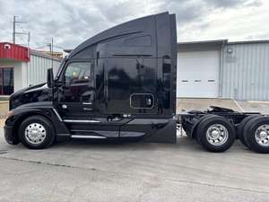 Nuevo Camión Volquete KENWORTH T680 2023, Motor Diésel de 10 Cilindros, Cámara Trasera de 360°, Pantalla Táctil, Automático, Capacidad de Carga de 41-50t, 6X4 - Product Image 6