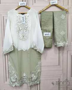 Túnica Georgette confeccionada Exclusiva Salwar Kameez para ropa de fiesta informal Ropa india y pakistaní a precio de mayorista - Product Image 4