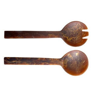 Cuillère de table en résine colorée pour les cadeaux et les repas Cuillère de finition design artisanale pour la décoration intérieure et l'utilitaire de cuisine - Product Image 2