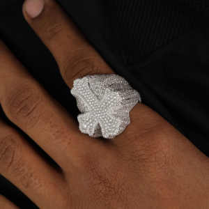 Bague en diamant Hip Hop taille ronde pour hommes en or massif 18 carats Bague en diamant Moissanite avec nouveau style Hip Hop à la mode personnalisé - Product Image 1