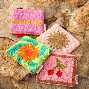 Bolso de Monedas con Cuentas y Lentejuelas de Fútbol, Mini Bolso de Moda Hecho a Mano para Tarjetas y Artículos Pequeños - Product Image 6