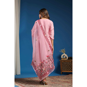 Ensemble Kurta, pantalon et dupatta rose pastel pour femme Rifaqat Rameen - Product Image 6
