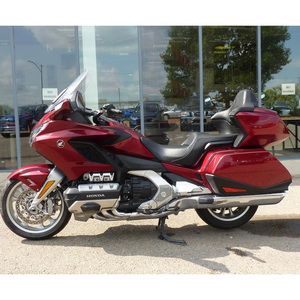 Moto de tourisme haut de gamme Honda Gold Wing Tour DCT avec transmission automatique à double embrayage pour les longs trajets - Product Image 4