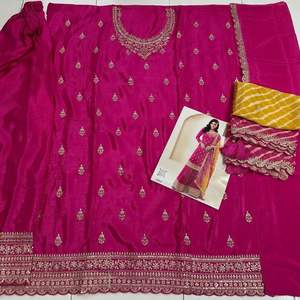 Vêtements ethniques indiens Belle soie de luxe de qualité supérieure avec Jari Codding & Sequence Broderie Stitch Work Palazzo Salwar Suit - Product Image 5