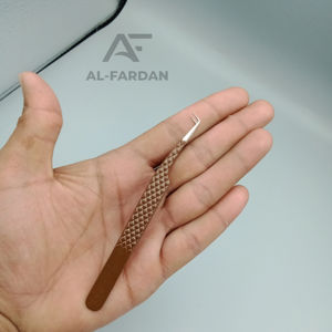 Pince à cils de haute qualité 90 degrés pointe de Fiber couleur marron chocolat boîtes de cartes en acier inoxydable durables pour pince à cils - Product Image 1