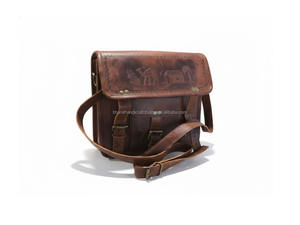 Sac messager premium avec un grand espace de rangement, un design élégant et une construction durable pour les voyages quotidiens, le travail et le transport décontracté en provenance d'Inde - Product Image 1