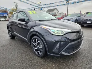 Toyota CHR XLE 2022, Fresco y Limpio - Product Image 4
