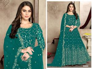 Dernière conception Belle style moderne Nouvelle arrivée Fox Georgette Salwar Suit & Dupatta Avec Fil & Zari Brodé Point Travail - Product Image 3