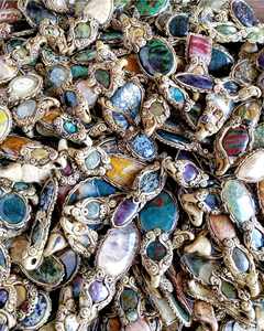 จี้เครื่องประดับโบราณคลาสสิก ประดับอัญมณีธรรมชาติหลากหลายชนิด ดีไซน์เนอร์ทำมือ เพชรคู่ คริสตัลบำบัด แนวชาติพันธุ์ฮินดู - Product Image 2