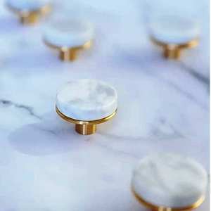 Stone & Golden Boll Shape Boutons en marbre les plus vendus avec une taille de forme de couleur personnalisée Fabriqué en Inde Article - Product Image 5