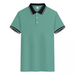 T-shirt court et tricoté en polyester 100% personnalisé pour hommes, haut de gamme, motif à blocage de couleurs en soie glacée à séchage rapide pour polos - Product Image 2