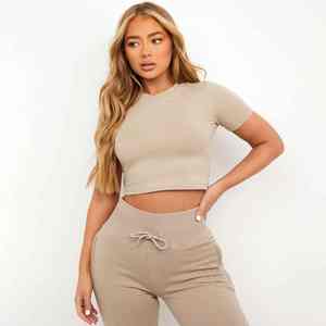 T-shirts pour femmes en polyester 100% avec logo personnalisé, t-shirt personnalisé de haute qualité, t-shirts pour femmes, t-shirts unis roses 100% polyester - Product Image 1