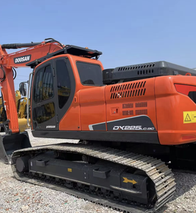 Excavadora de cadenas Doosan DX225 usada, excavadora pequeña con neumáticos de caucho en venta - Product Image 4
