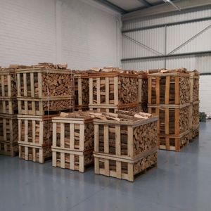 Leña de roble y abedul seca al horno de la mejor calidad de fábrica, en palés y en sacos, disponible en Austria a bajo costo en línea - Product Image 3