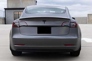 Modelo 2023, 3 Coupe AWD, Bajo Kilometraje, Caja de Cambios Automática, Volante a la Izquierda, Asientos de Cuero Oscuro, Motor Turbo de Gasolina, Techo Solar Panorámico, R18 - Product Image 3