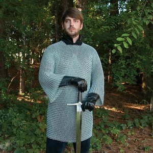 Camisa de malla Medieval de alta calidad, traje de recreación de armadura de anillo a tope de aluminio ligero, precios al por mayor - Product Image 1