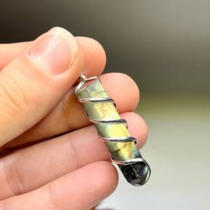 Collar con colgante Vintagelabradore con cadena hecho a mano chapado en oro joyería de cristal Natural regalo de compromiso - Product Image 6