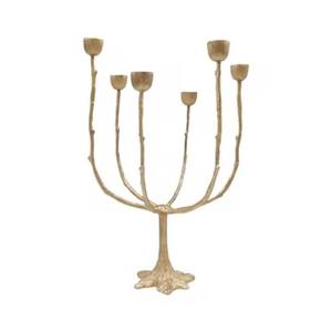 Bougeoir Candélabre en laiton pour mariage et église Bougeoir élégant à bras multiples pour affichage décoratif et cérémoniel - Product Image 5