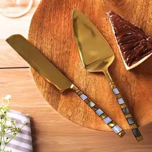 Premium Vintage Cake Server Set Juego grabado de pastel de bodas para fiestas de cumpleaños y eventos - Product Image 3