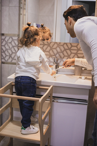 Twinn เก้าอี้สูง2-in-1แบบง่ายต่อการประกอบง่ายปลอดภัยและทนทานสำหรับโรงเรียนโรงแรมห้องครัวห้องนอนเด็กทารก - Product Image 4