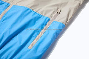 Chaquetas cortavientos ligeras para hombre, chaqueta impermeable con bolsillo y capucha para exteriores - Product Image 5