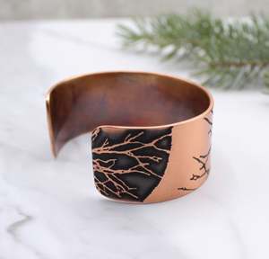 Brazalete de cobre hecho a mano Diseño de árbol por ARTISAN CRAFT Painted Technique - Product Image 5