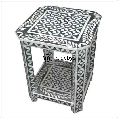 Available in different Colors