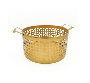 Cesta de alambre de Metal hecha a mano de latón AK en cesta única de gran capacidad con acabado dorado para artículo de decoración del hogar/utensilios de cocina - Product Image 2