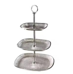 Soportes Decorativos para Pasteles de Metal Hechos a Mano Ecológicos en Oro Rosa, Soporte Decorativo para Pasteles para Fiestas y Bodas - Product Image 4