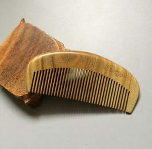 PEOPLE Peigne à cheveux à manche en bois fait à la main pour une utilisation en salon de l'Inde Peigne en bois en gros pour un usage commercial à vendre en - Product Image 3