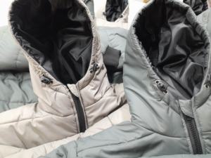 High Quality <b>Men's</b> Quilted Long Puffer <b>Jacket</b> Custom Logo Winter Workout Parka with Hooded Collar Black <b>Canvas</b> Windbreaker - Product Image 2