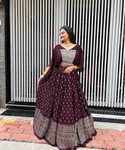 Venta al por mayor diseñador algodón seda bordado secuencia trabajo Lehenga Choli Dupatta indio pakistaní fiesta desgaste étnico ropa Surat - Product Image 5