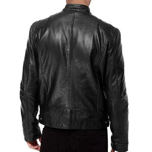 Chaqueta de piel sintética negra para hombre Diseño minimalista ajustado con cierre frontal de cremallera - Product Image 6