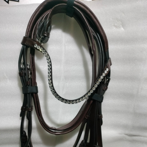 Brida de caballo de cuero genuino personalizada para carreras y deportes ecuestres al aire libre Cabestros de calidad premium - Product Image 1