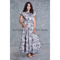 Robe midi éco-responsable pour femme, style bohème, coupe trapèze, imprimé floral artisanal, en coton, boutonnée, manches courtes, grande taille, lavable