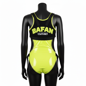 Traje de baño premium de 240 GSM de poliéster y spandex, color verde neón, con paneles, tirantes de malla y logotipo personalizado con parche para mujer. - Product Image 2