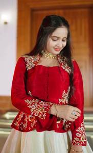 Chaniya Choli Sutra Murni Desainer Spesial Multi Warna untuk Pooja & Perayaan, Pakaian Wanita Pengantin untuk Pesta - Product Image 3